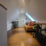 Apartmán Frida - Dachpalais, Nahe City, Hbf Und Wertach-park *
